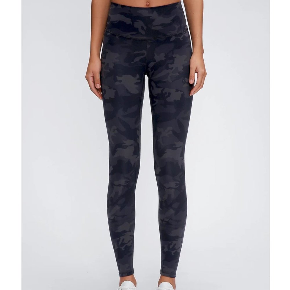 Lavento Women's Yoga Leggings